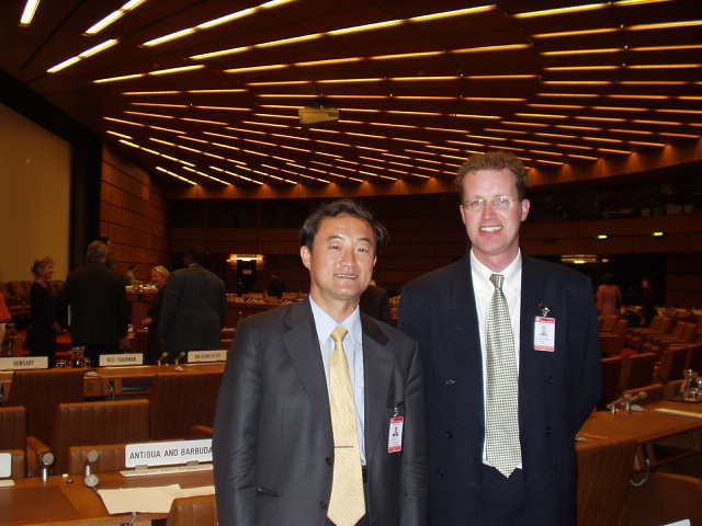 ��ȸ���忡�� ȣ�� ��ǥ�� �Բ�. ������ ����