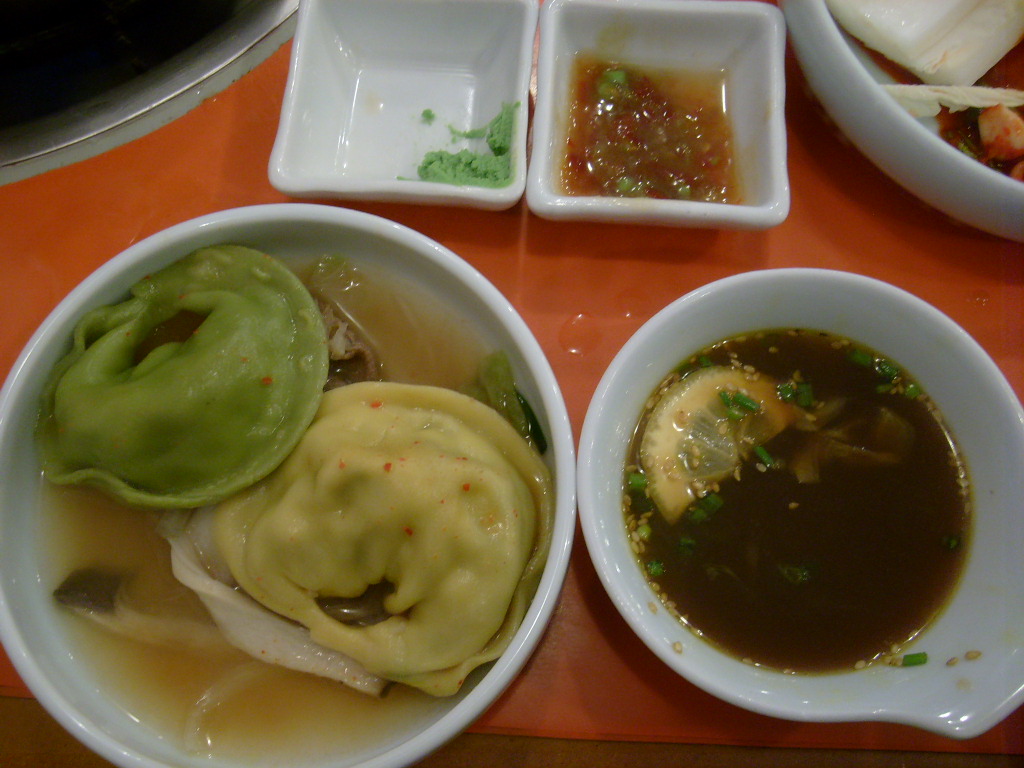 ȫ�п��� �ִ� ũ�ֻ� ����� �ո���