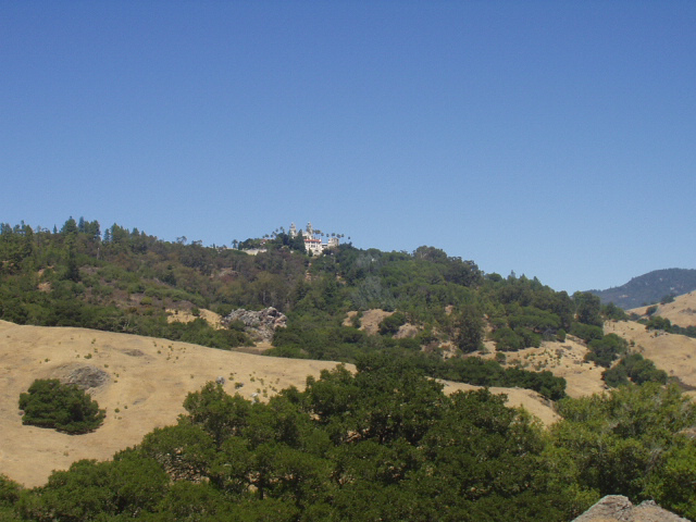 캘리포니아 주립공원 랜치 언덕 위의 허스트 캐슬