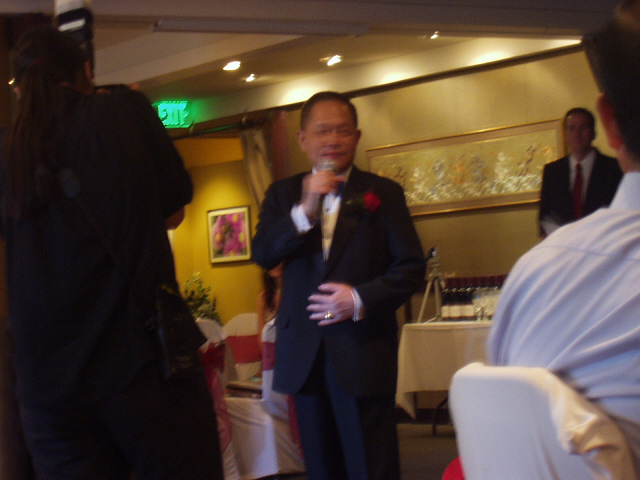 �Ŷ� �ƹ����� �λ縻��